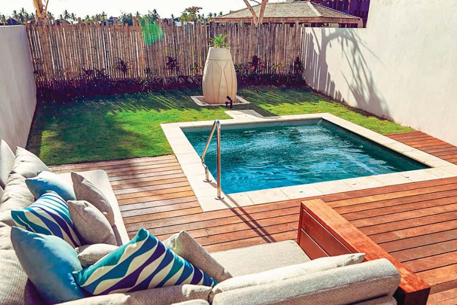 Cocktail Pools & Spas